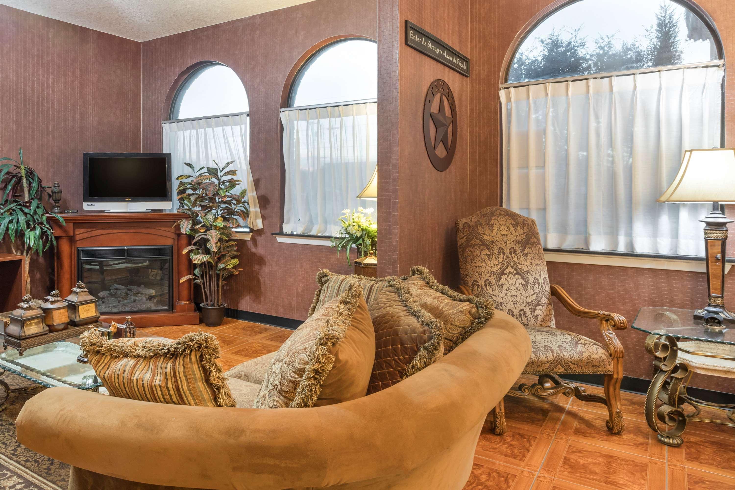 Super 8 By Wyndham San Antonio At I-10 Motel Екстериор снимка